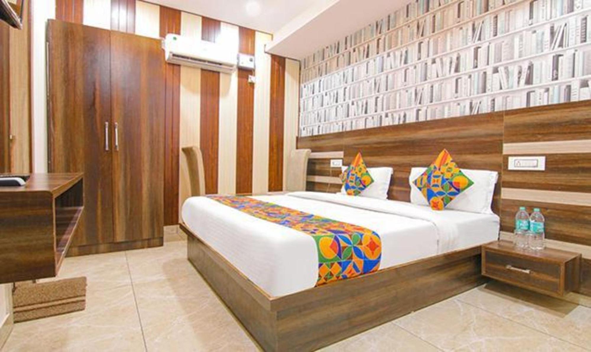 Fabhotel Welcome Residency Zirakpur 외부 사진