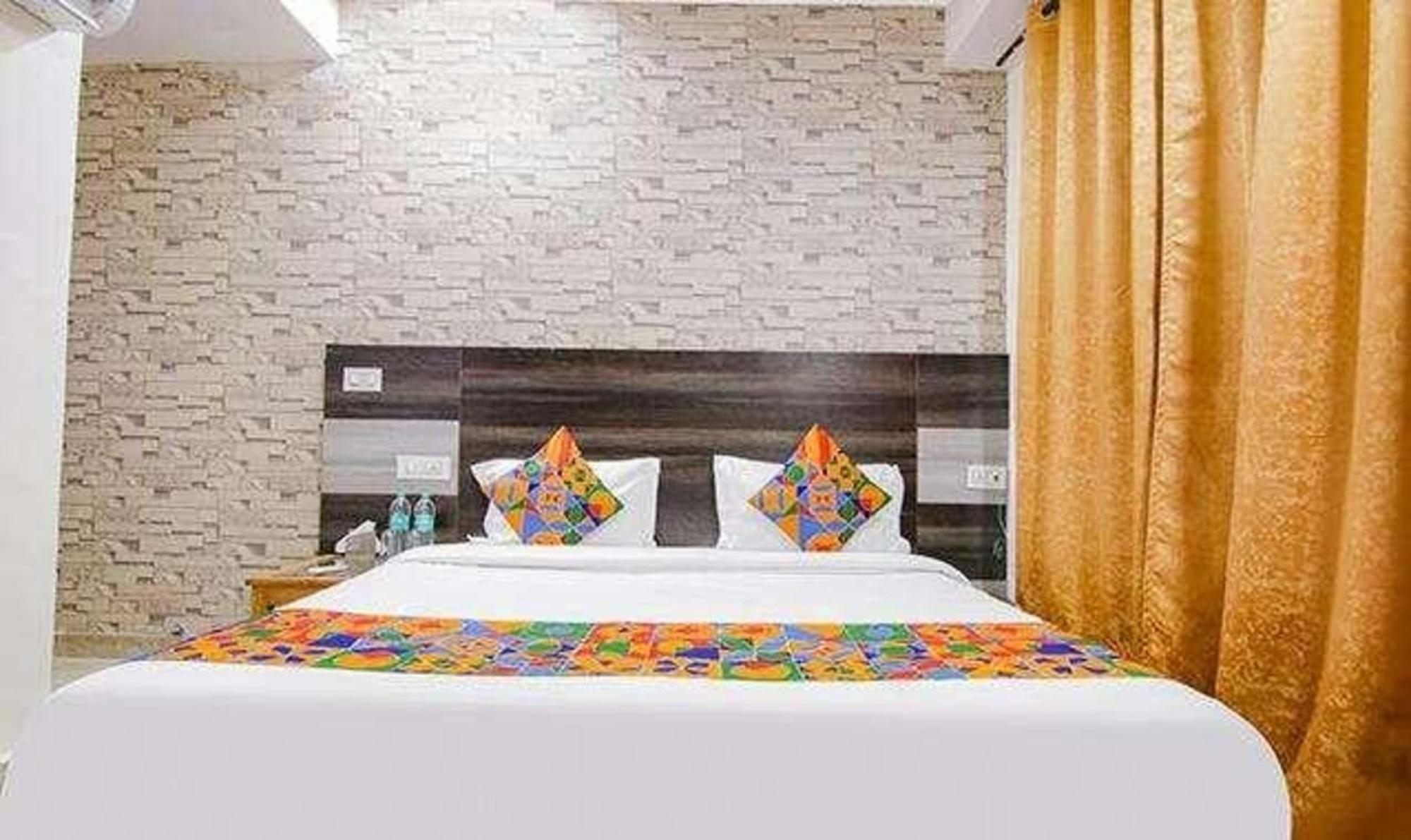 Fabhotel Welcome Residency Zirakpur 외부 사진