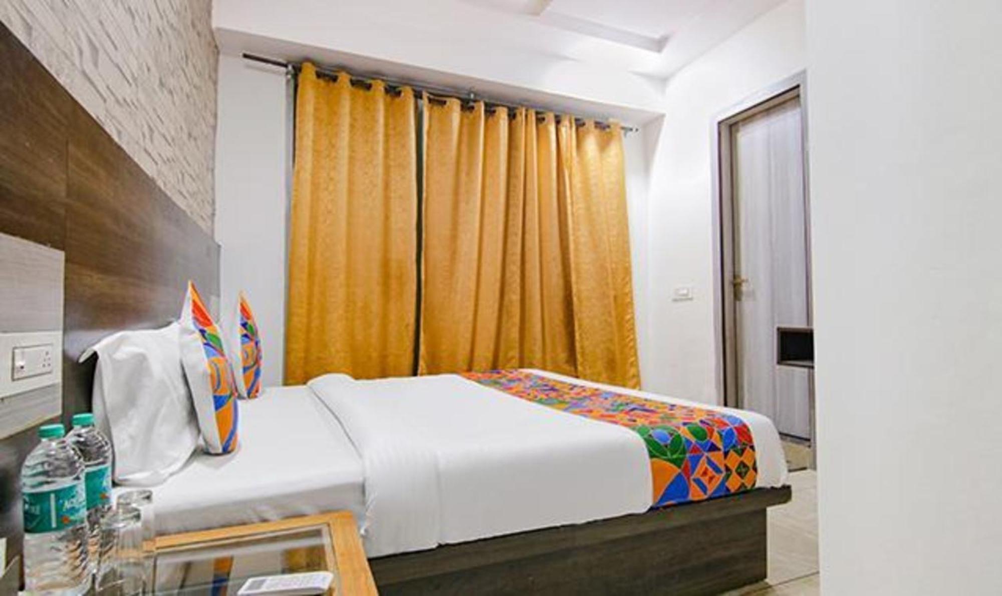 Fabhotel Welcome Residency Zirakpur 외부 사진