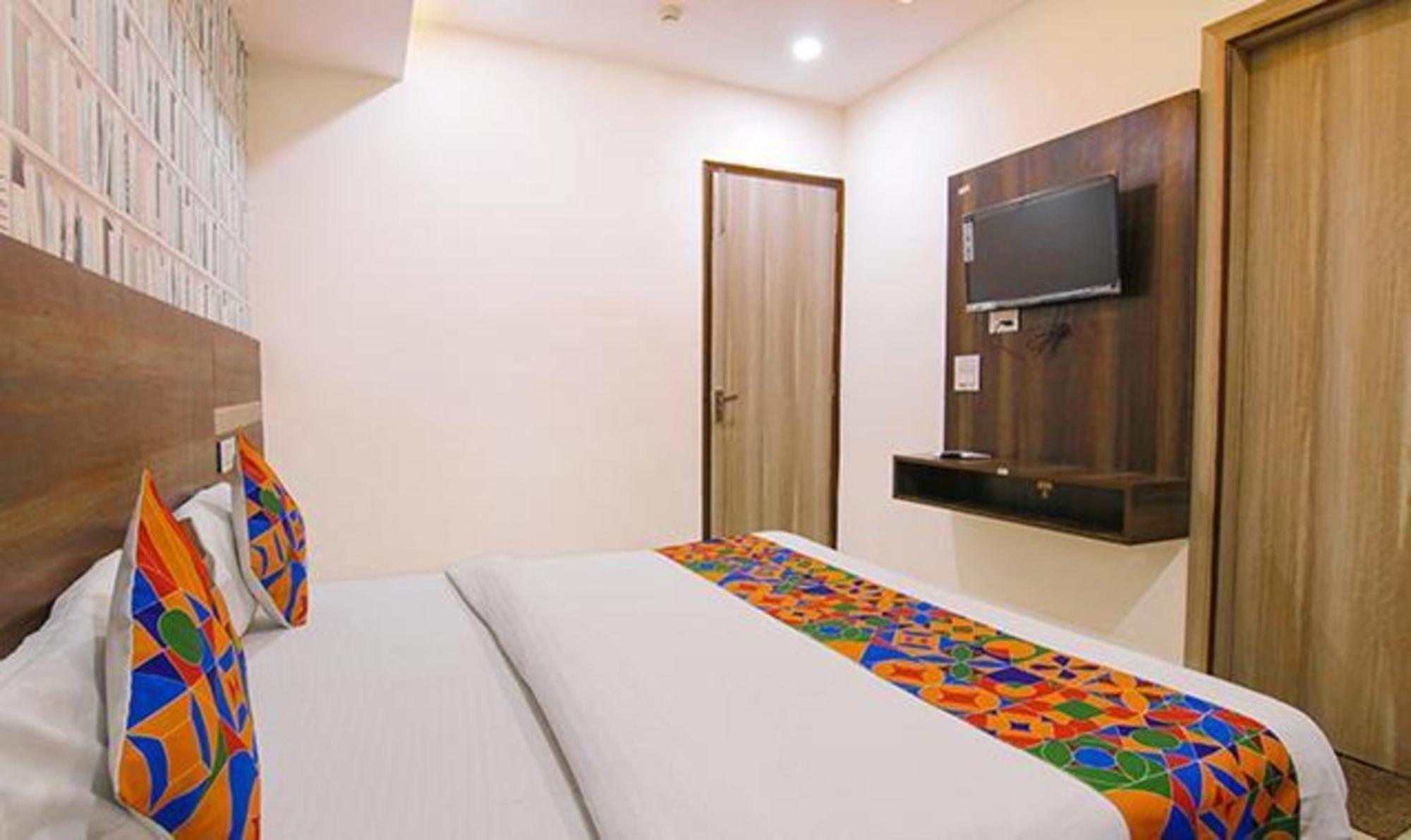 Fabhotel Welcome Residency Zirakpur 외부 사진